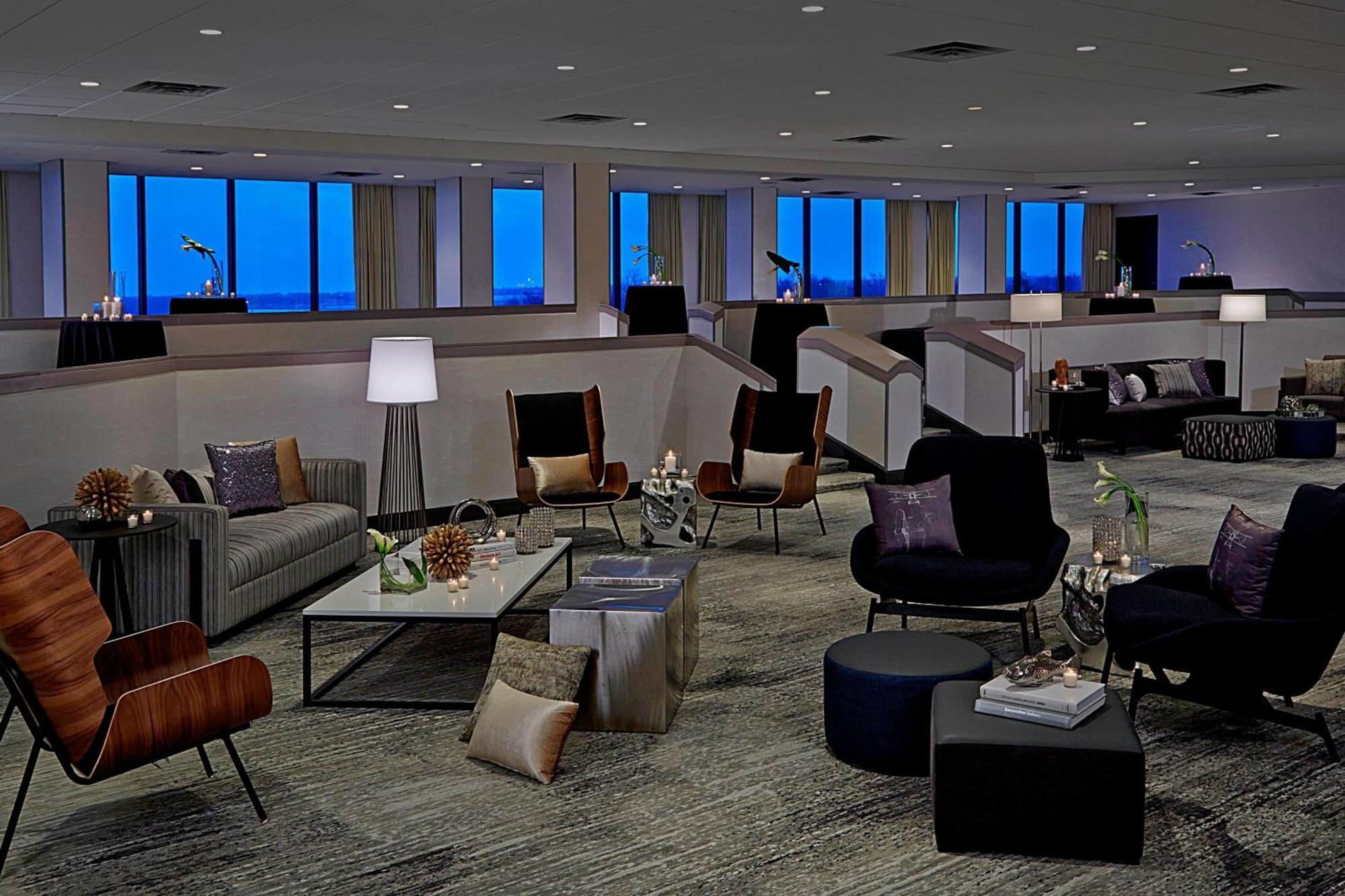Renaissance St. Louis Airport Hotel Berkeley Dış mekan fotoğraf
