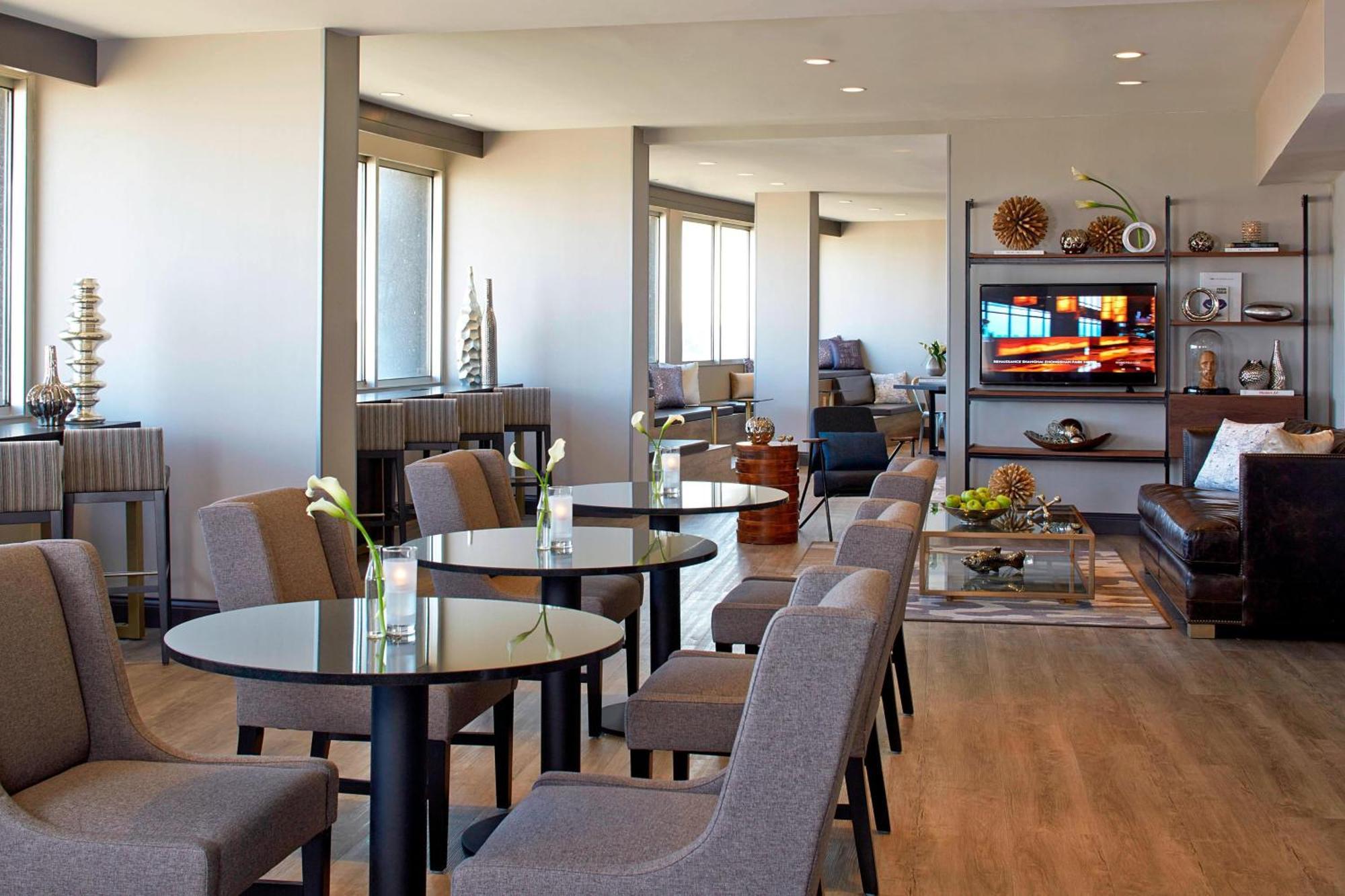 Renaissance St. Louis Airport Hotel Berkeley Dış mekan fotoğraf